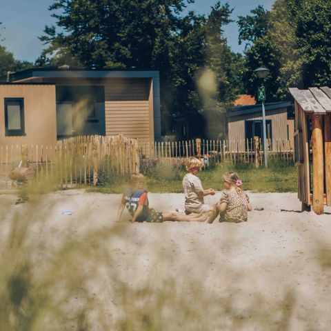 LODGE 6 personnes - Essenburgh Comfort avec bain à remous et sauna