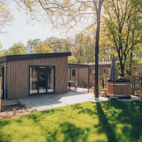 Lodge 5 personnes - Loevestein Comfort avec bain à remous