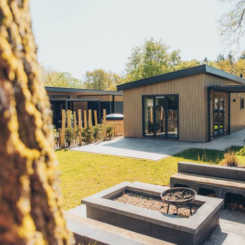 LODGE 5 personnes - Loevestein Deluxe avec jacuzzi