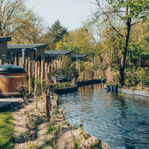 LODGE 5 personnes - Loevestein Deluxe avec jacuzzi