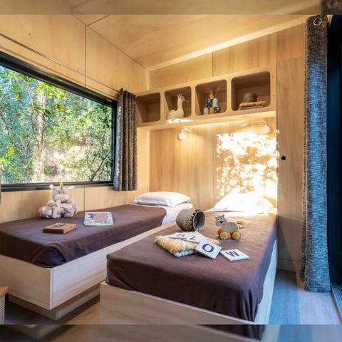 HÉBERGEMENT INSOLITE 6 personnes - Tiny house Confort - 3 chambres - 2 salles d'eau