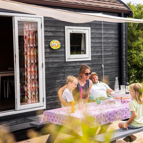 HÉBERGEMENT INSOLITE 4 personnes - Aqua Lodge