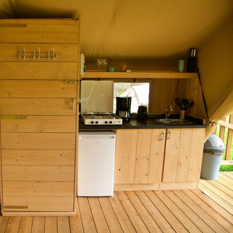 Tente en toile et en bois 6 personnes - y compris les toilettes