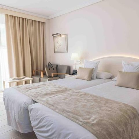 Chambre 2 personnes - Double - Balcon - Vue Canal