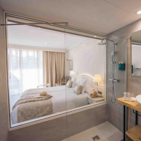 Chambre 2 personnes - Double - Balcon - Vue Canal