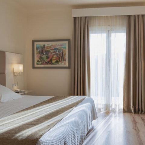 Chambre 2 personnes - CHAMBRE DOUBLE - BALCON