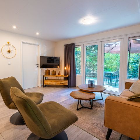 CHALET 4 personnes - Woodenborg lodge avec jacuzzi