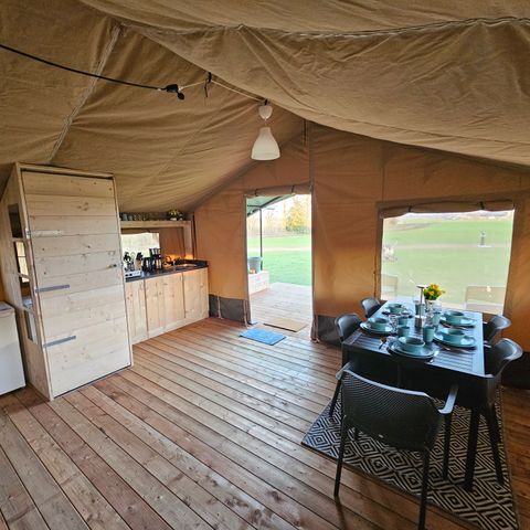 TENTE TOILE ET BOIS 5 personnes - y compris les toilettes