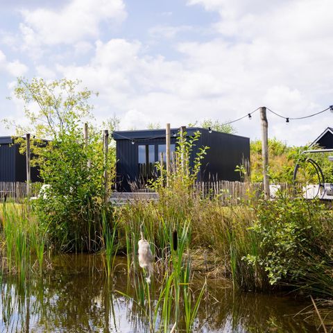 Tiny house 2 personnes - avec piscine extérieure