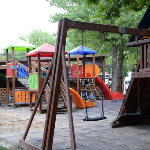 Happy Camp mobile homes in Camping Riccione - Camping Rimini - Image N°3