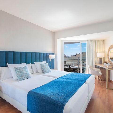 CHAMBRE 2 personnes - Chambre Double Supérieure - Vue Mer - Balcon