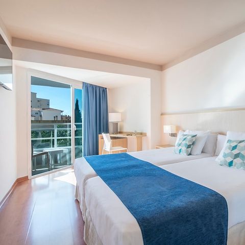 Chambre 2 personnes - DOUBLE - VUE MER - BALCON