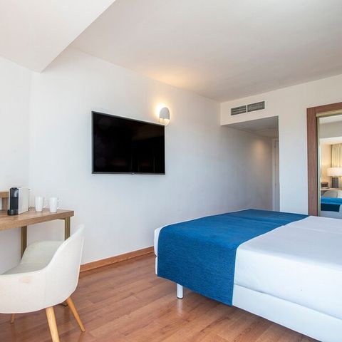 Chambre 2 personnes - DOUBLE SUPÉRIEURE - VUE MER - BALCON