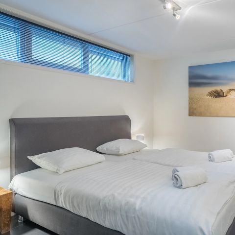 BUNGALOW 8 personnes - 6-8L