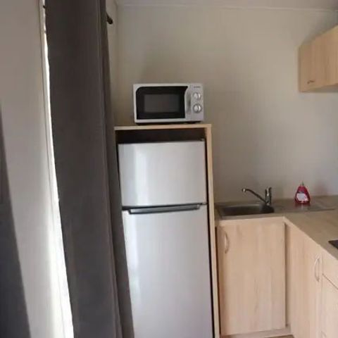 MOBILHOME 4 personnes - Lodge 3 pièces - Accueil lit bébé impossible