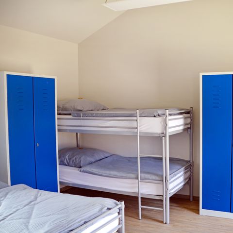 CHAMBRE 6 personnes - BaseCamp