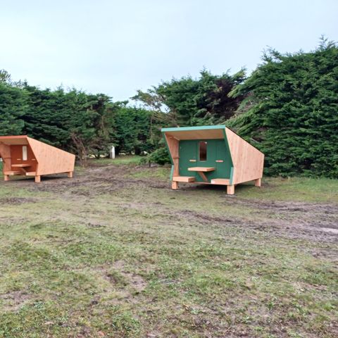 CHAMBRE 2 personnes - Sauterelles (sans sanitaires)