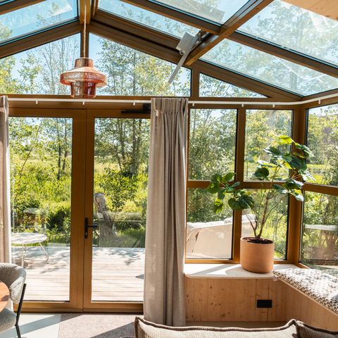 MAISON 16 personnes - 4 x grandes serres
