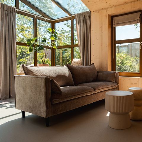 MAISON 16 personnes - 4 x grandes serres