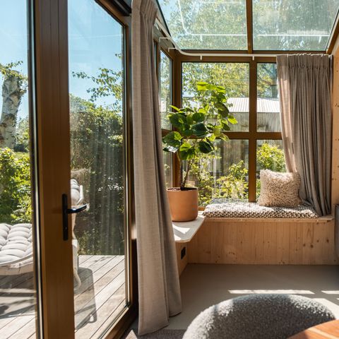 HÉBERGEMENT INSOLITE 4 personnes - Grande serre