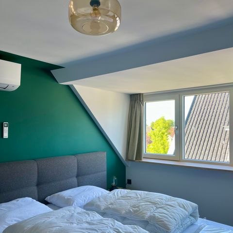 MAISON 40 personnes - Bâtiment principal 20 personnes + 5 petites serres