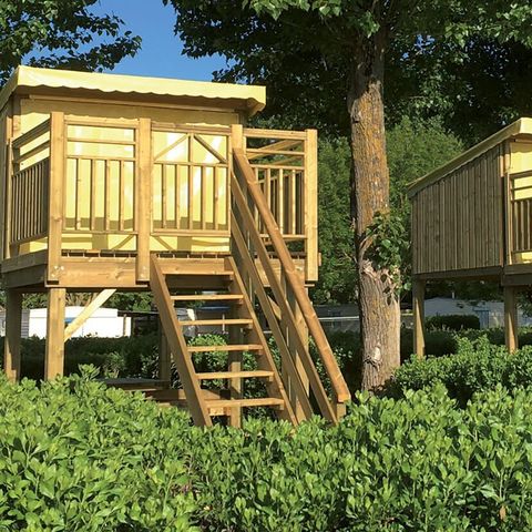 HÉBERGEMENT INSOLITE 2 personnes - Campétoile : sans cuisine - sans sanitaires