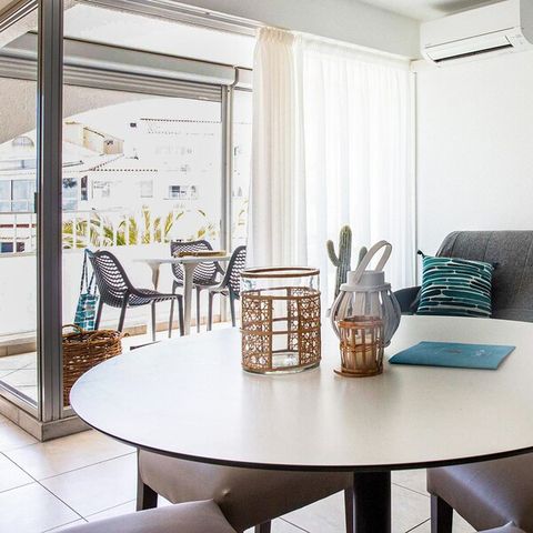 Appartement 6 personnes - 2 chambres - Terrasse - Vue mer