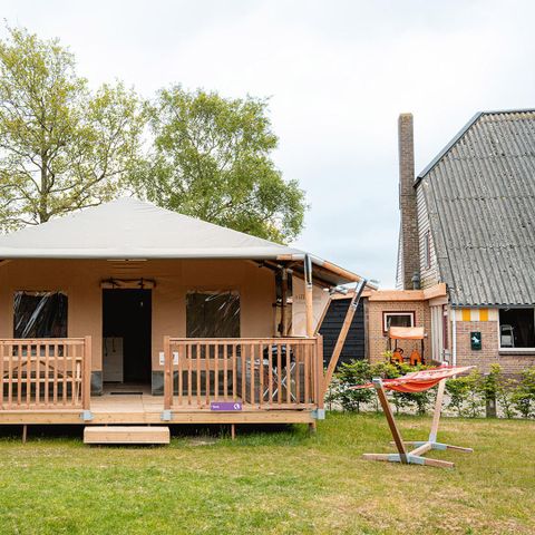 TENTE TOILE ET BOIS 6 personnes - Chalet Villatent