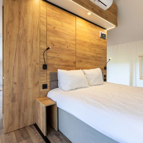 Tente en toile et en bois 4 personnes - 2-4ST