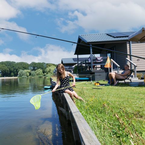 HÉBERGEMENT INSOLITE 6 personnes - Pavillon d'eau