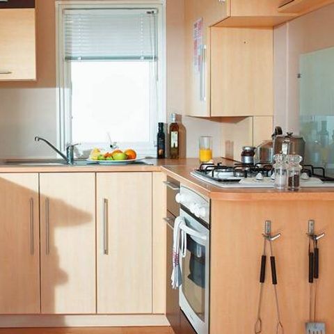 MOBILHOME 6 personnes - Classic | 3 Chambres | Capacité 6 personnes | Terrasse surélevée | 1 Salle de bain | Climatisation