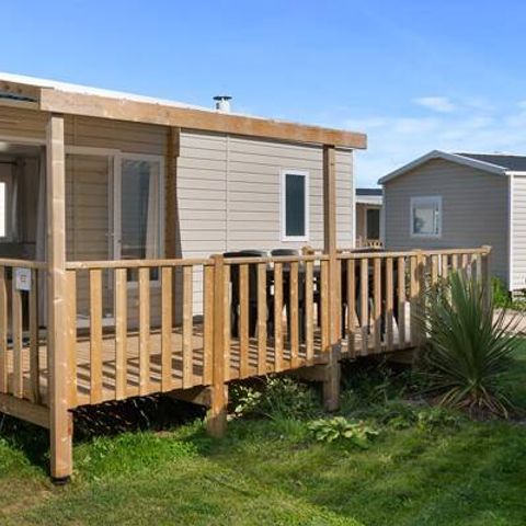 MOBILHOME 4 personnes - Comfort | 2 Chambres | Capacité 4 personnes | Terrasse surélevée | 1 Salle de bain | Climatisation