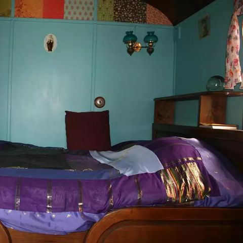 CHALET 2 personnes - Roulotte avec sanitaire 1ch 2 pers