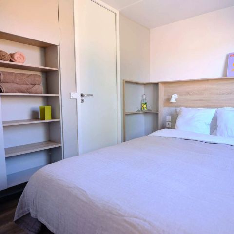 Mobilhome 4 personnes - Copy Cottage Roussane 3 Pièces 4 Personnes Climatisé + TV 2sdb