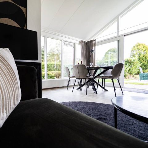 BUNGALOW 4 personnes - Feuille King 150