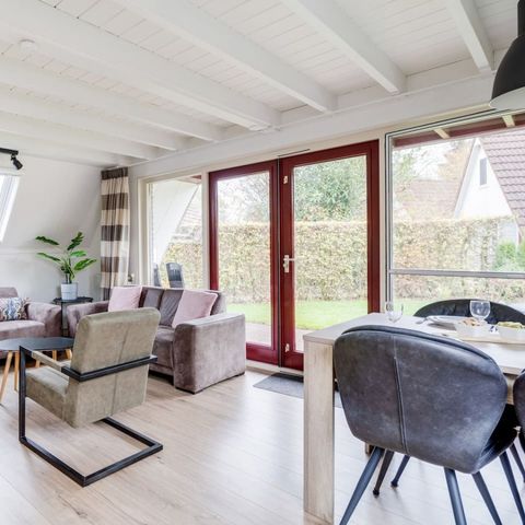 BUNGALOW 6 personnes - Barge à queue noire 130