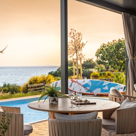 MOBILHOME 4 personnes - Luxury Sea View Holiday Home with private pool