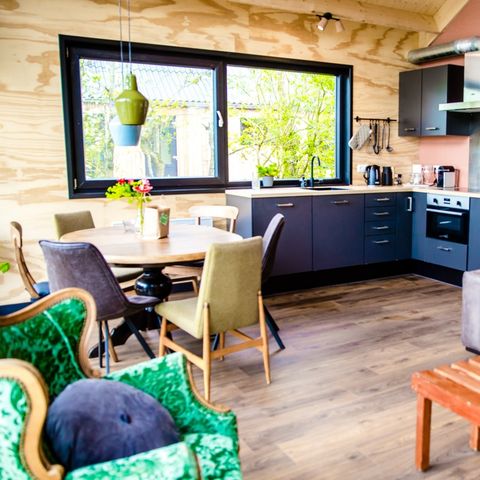 Lodge 6 personnes - Loge à eau Tomke