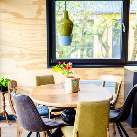 LODGE 6 personnes - Loge à eau Tomke