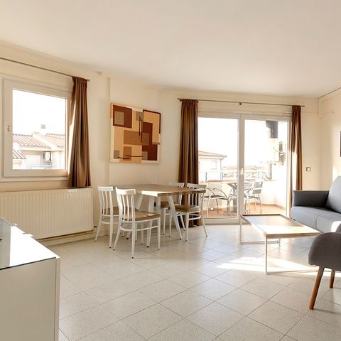 APPARTEMENT 3 personnes - Appartement 1 chambre - 2 adultes + 1 enfant (- 12 ans) ou 3 adultes