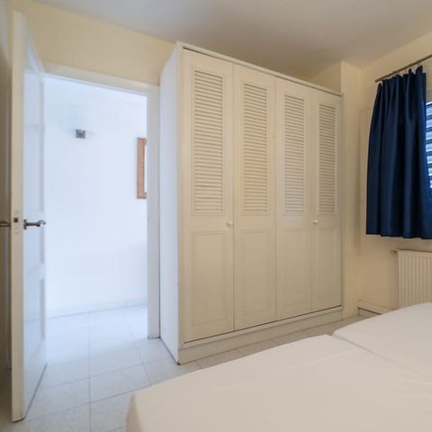APPARTEMENT 3 personnes - Appartement 1 chambre - 2 adultes + 1 enfant (- 12 ans) ou 3 adultes - Economique