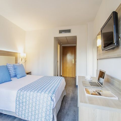 CHAMBRE 2 personnes - Chambre Double - Balcon