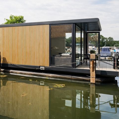Insolite 4 personnes - Hébergement de luxe sur l'eau en Frise (41)