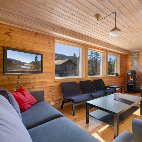Hébergement pour groupe 14 personnes - Maison de lac avec sauna et au bord de l'eau