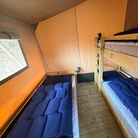 TENTE TOILE ET BOIS 5 personnes