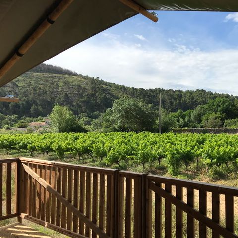 TENTE TOILE ET BOIS 6 personnes - y compris les installations sanitaires