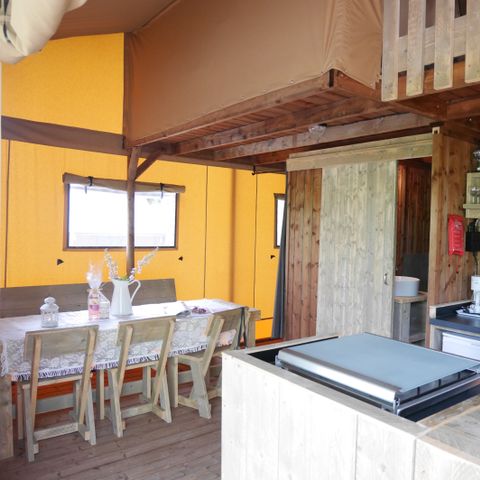 TENTE TOILE ET BOIS 6 personnes - Logement avec installations sanitaires