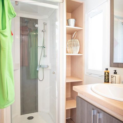MOBILHOME 4 personnes - Mobil-home 24m² / 2 chambres - Terrasse au sol - 2 ADULTES OU 2 ADULTES +2 ENFANTS