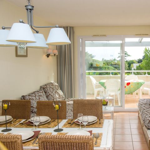 STUDIO 5 personnes - G/193_STUDIO CABINE 4/5 PERSONNES