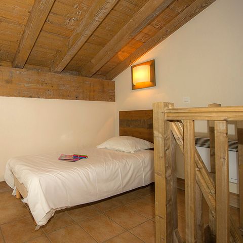 APPARTEMENT 8 personnes - G/177_3 PIECES CABINE OU MEZZ 8 PERSONNES